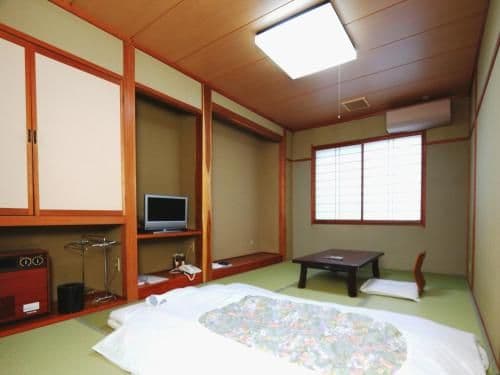 Japanese-Style Quadruple Room