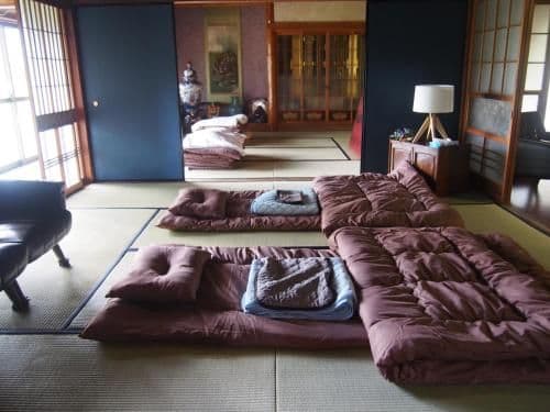 Japanese-Style Triple Room with Shared Bathroom