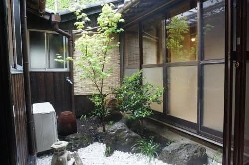 Standard Japanese-Style Townhouse - Taniguchi