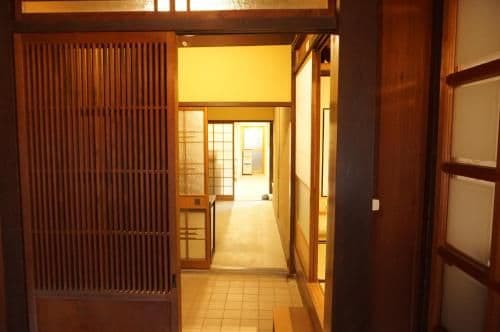 Standard Japanese-Style Townhouse - Taniguchi