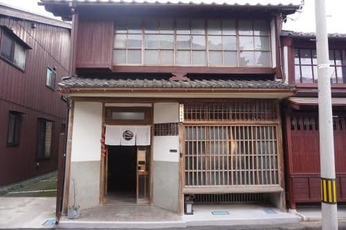 Standard Japanese-Style Townhouse - Nagata
