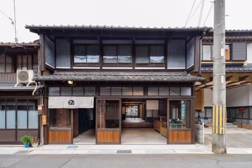 Standard Japanese-Style Townhouse - Tsuda Omoya