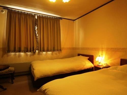 Twin Room with Shared Bathroom