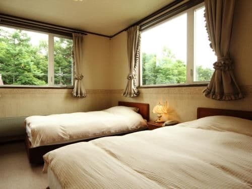 Twin Room with Shared Bathroom