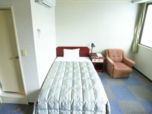 Single Room - Non-Smoking
