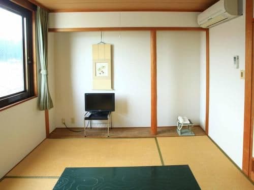 Japanese-Style Room - Non-Smoking