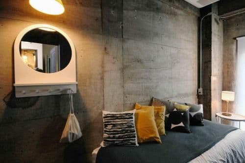 Entire Floor with 3 single rooms (Female only)