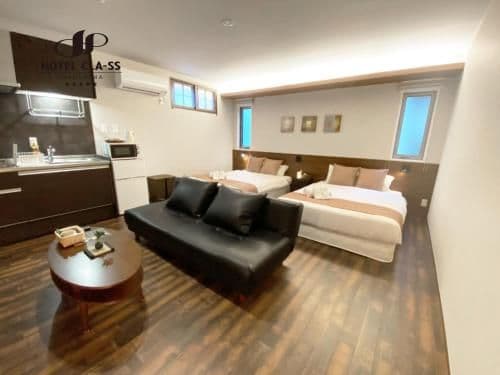 Deluxe Family Room