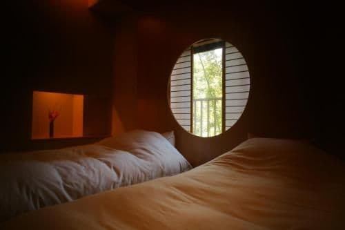 Japanese-Style Tatami Room with with Beds Private Open-Air Bath