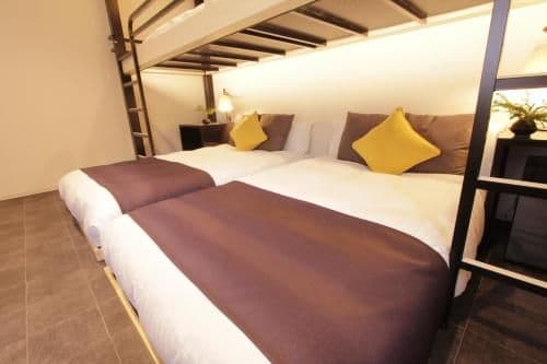 Deluxe Family Room