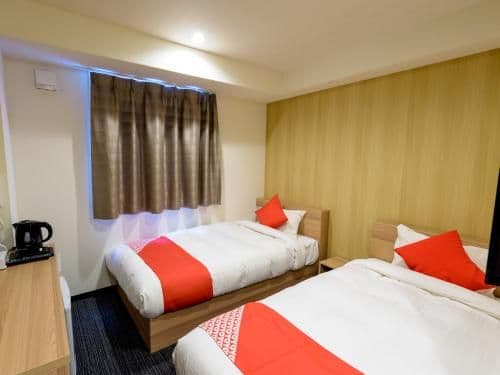 Twin Room - Non-Smoking