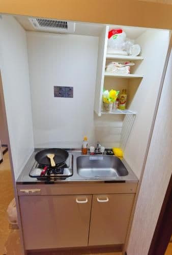 One-Bedroom Apartment - 4F