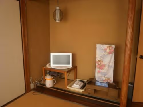 Japanese-Style Room with Shared Bathroom - Non-Smoking