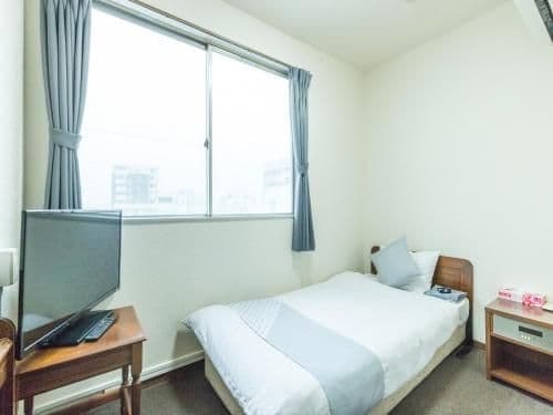 Single Room - Smoking