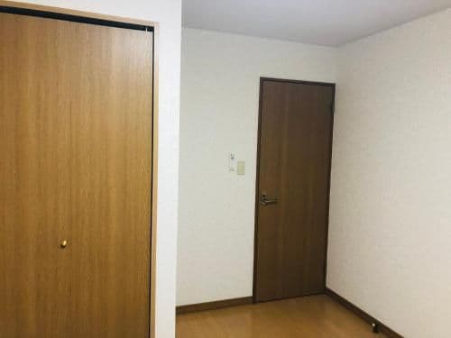 Triple Room with Shared Bathroom