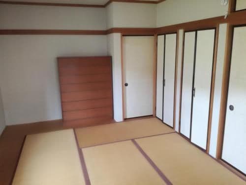 Economy Triple Room