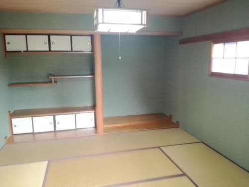 Economy Triple Room