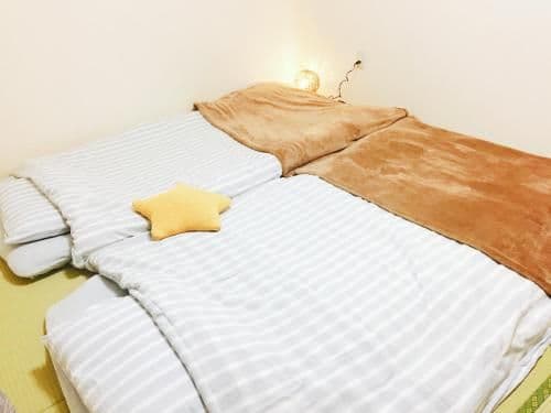 Rinrin no Minshuku-Japanese style room, direct to the airport, 2 stations 3 minutes to Namba