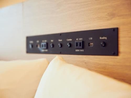 Connecting Apartment