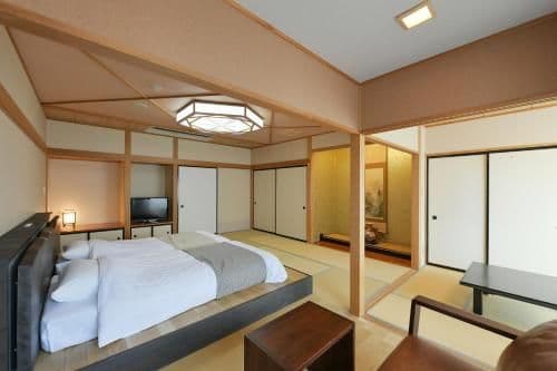 Japanese-Style Quadruple Room