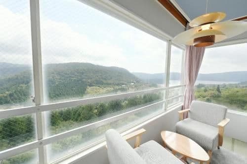 Japanese-Style Quadruple Room with Lake View