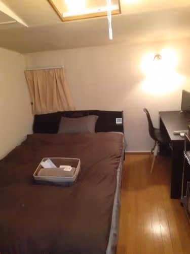 Standard Double Room with Shared Bathroom