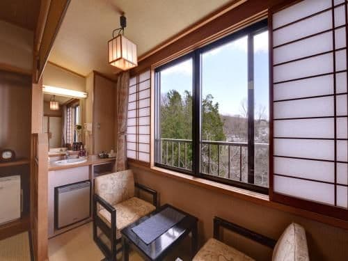 Japanese-Style Room