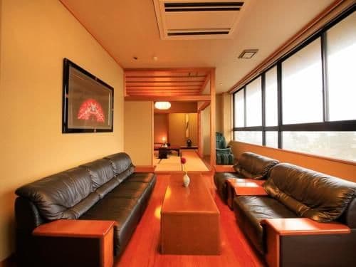 Twin Suite Room with Tatami Area