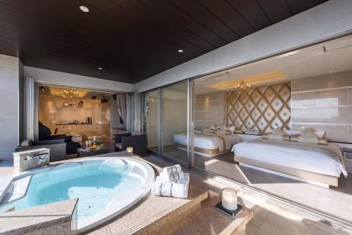 King Suite with Ocean View