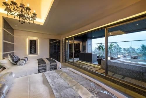 King Suite with Ocean View