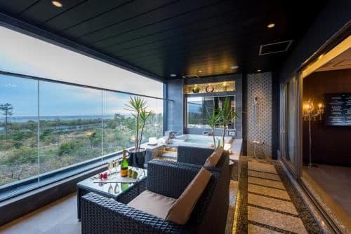 King Suite with Ocean View