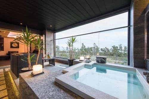King Suite with Ocean View