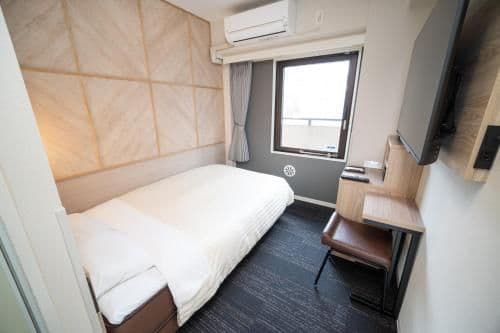 Single Room - Non-Smoking