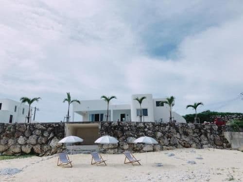Villa - Beach Front