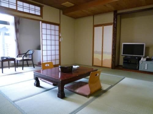 Japanese-Style Room