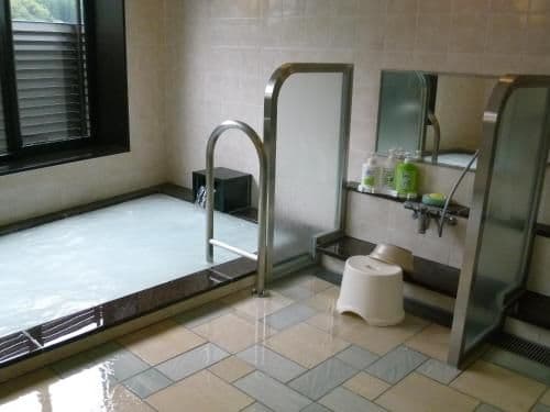 Single Room with Shared Bathroom