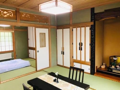 Suite with Mountain View