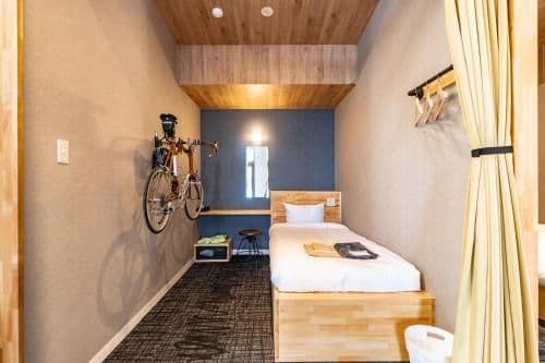 Single Room with Shared Bathroom