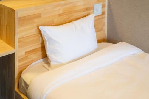 Single Room with Shared Bathroom