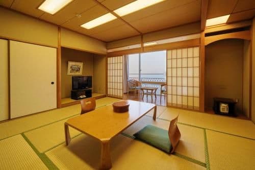 Quadruple Room with Shared Bathroom