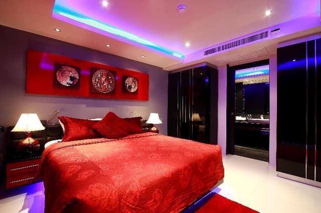 SUITE EXECUTIVE