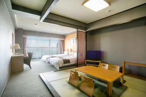 Twin Room with Tatami Area with Ocean View