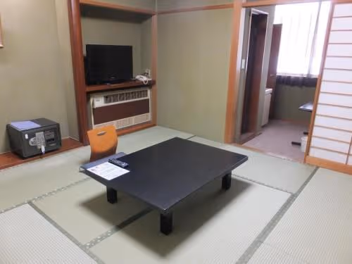 Room Selected at Check-In - Breakfast Included