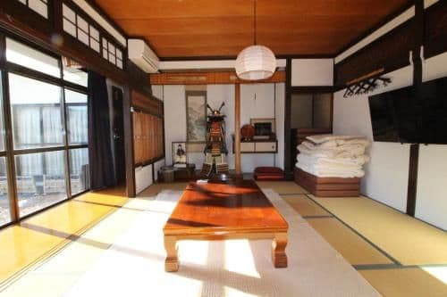 Japanese-Style Room