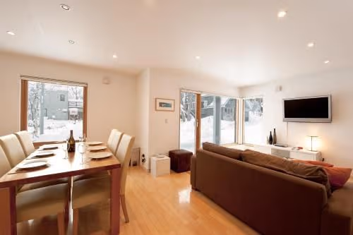 Three-Bedroom Apartment (6 Adults)