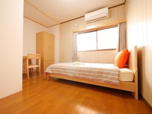 Apartment 6