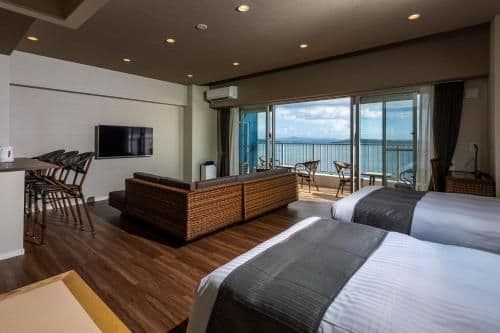 Deluxe Family Room