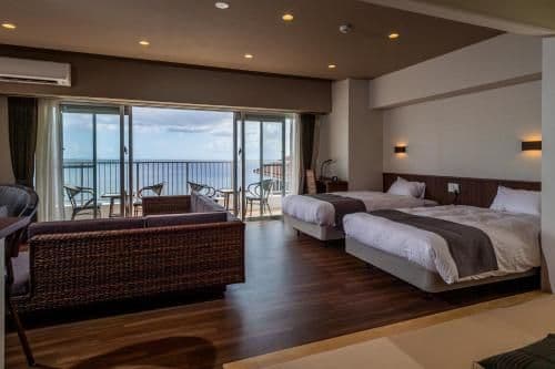 Deluxe Family Room