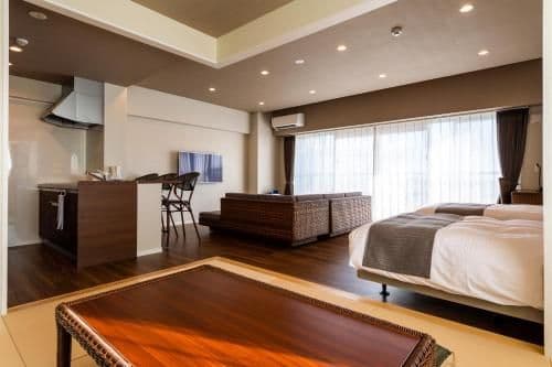 Deluxe Family Room