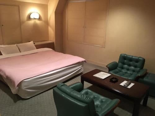 Double Room with Spa Bath - Smoking